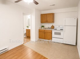 1101 Coal Ave SW in Albuquerque, NM - Building Photo