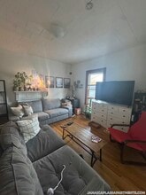 3 Nira Ave in Boston, MA - Foto de edificio - Building Photo