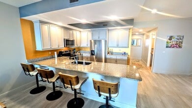 260 Hidden Bay Dr in Osprey, FL - Building Photo - Building Photo