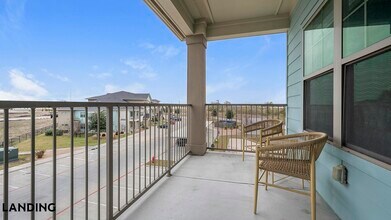 2115 Windsor Blvd, Unit 2301 in Lockhart, TX - Building Photo - Building Photo