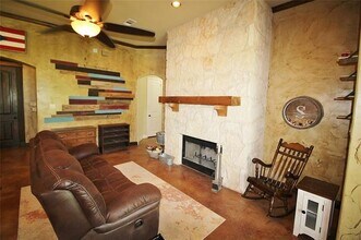 5641 Country S Ln in Midlothian, TX - Building Photo - Building Photo