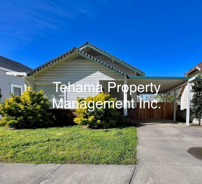 property at 1043 Lincoln St