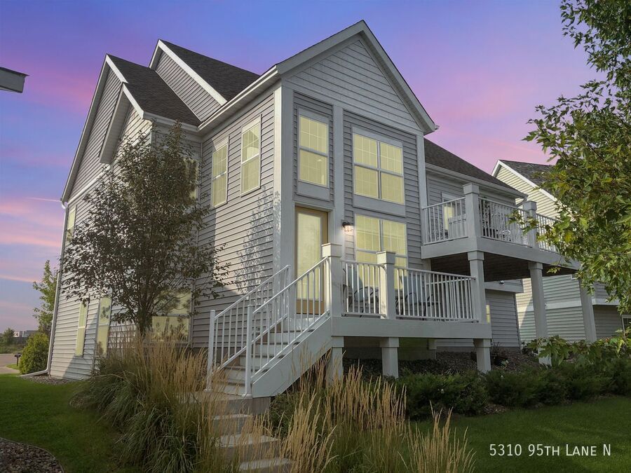 5310 95th Ln N in Brooklyn Park, MN - Building Photo