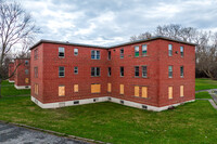 The Summit Apartments in Syracuse, NY - Foto de edificio - Building Photo