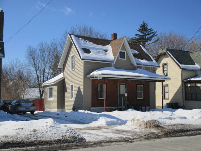 property at 619 N Lehigh Ave