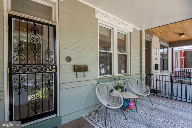 426 Shepherd St NW in Washington, DC - Building Photo - Building Photo