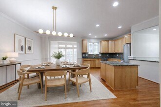 8365 Derwent Valley Ct in Lorton, VA - Building Photo - Building Photo