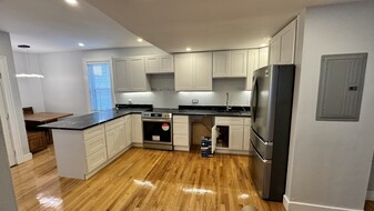 24 Farrington Ave, Unit 1 in Boston, MA - Building Photo