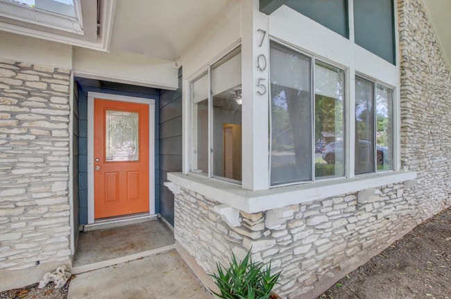 705 Huntingdon Pl in Austin, TX - Building Photo - Building Photo