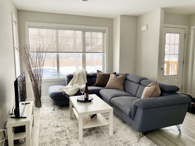 property at 10514-10121 121 Ave NW