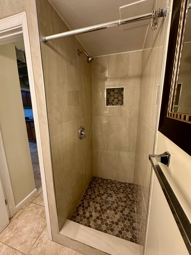 8500 Magnolia Dr in Lanham, MD - Building Photo - Building Photo