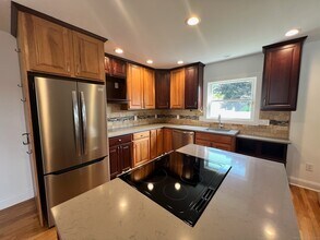 56 N Spring St in Ansonia, CT - Building Photo - Building Photo