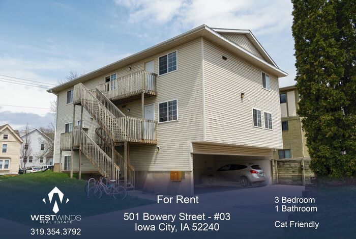 501 Bowery St in Iowa City, IA - Building Photo