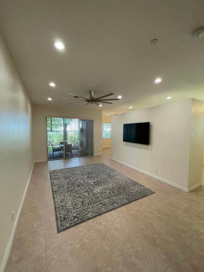 84 Nottingham Pl in Boynton Beach, FL - Building Photo - Building Photo