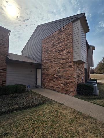 6006 Marvin Loving Dr in Garland, TX - Foto de edificio - Building Photo