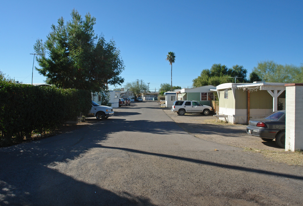 Adult Haven Mobile Home Park in Tucson, AZ - Foto de edificio