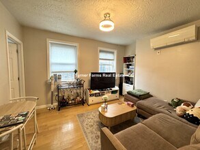91 Hudson St, Unit C in Boston, MA - Building Photo - Building Photo