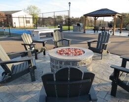 Deane Hill Apartments in Knoxville, TN - Building Photo