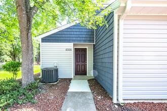 Aspen Pointe Apartments in Sanford, NC - Foto de edificio - Building Photo