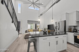 3130 N 37th St in Phoenix, AZ - Building Photo - Building Photo