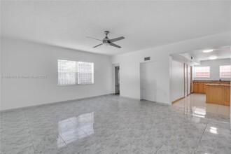 26 SW 20th Rd in Miami, FL - Building Photo - Building Photo