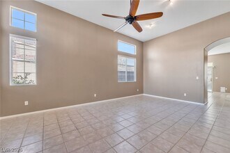 9324 Heatwave St in Las Vegas, NV - Building Photo - Building Photo