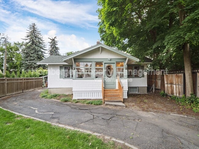 property at 614 E 18th Ave