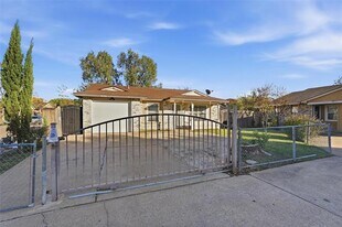 9420 Kerrville St in Dallas, TX - Building Photo