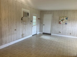 1216 11th Ave in Wellborn, FL - Building Photo - Building Photo