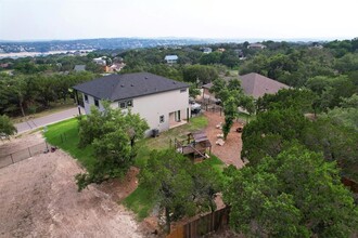 18502 Venture Dr in Leander, TX - Foto de edificio - Building Photo