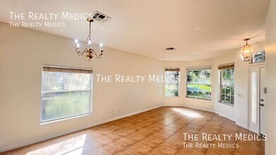 13515 Early Frost Cir in Orlando, FL - Building Photo - Building Photo