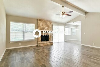 9550 New World Dr in San Antonio, TX - Building Photo - Building Photo