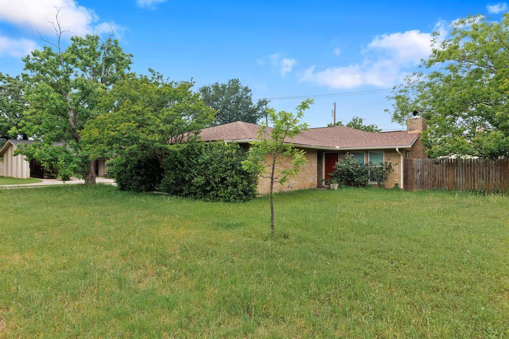 1210 Glenda Dr in Round Rock, TX - Building Photo