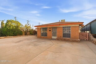 3828 Taylor Ave in El Paso, TX - Building Photo