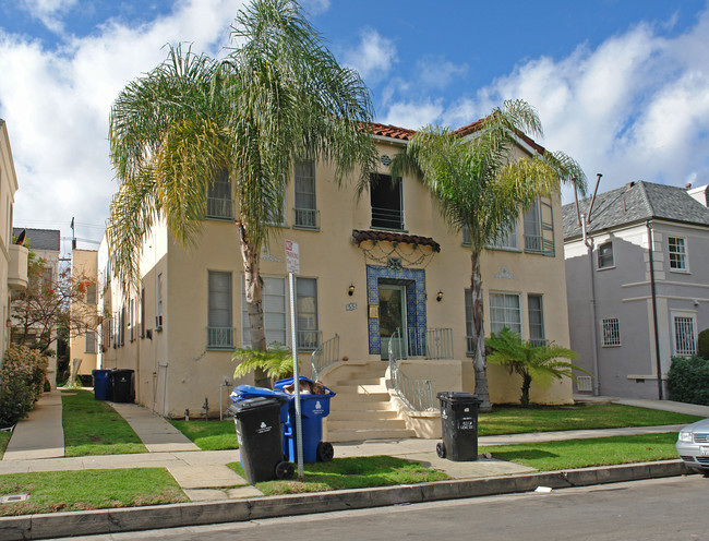 455 N Genesee Ave in Los Angeles, CA - Foto de edificio - Building Photo