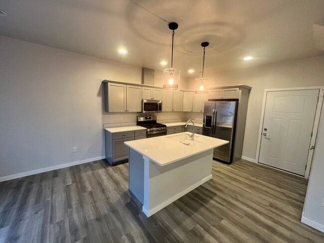 2223 Eversull Ln in North Liberty, IA - Building Photo - Building Photo