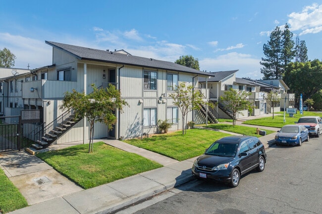 Blue Ridge Circle Apartments