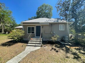 301 Park Ave in Hastings, FL - Building Photo - Building Photo