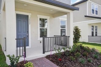 16484 Silver Brook Wy in Winter Garden, FL - Building Photo - Building Photo