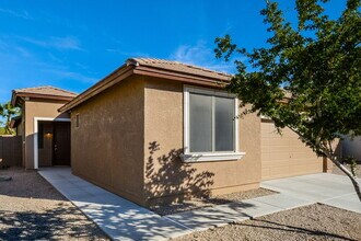 11838 W Foothill Dr in Sun City, AZ - Building Photo - Building Photo