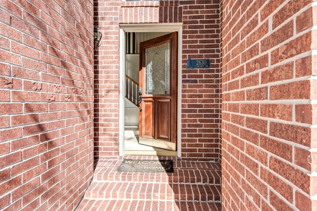 property at 2630 Lakeway Dr