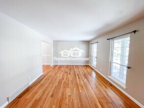 1060 Ithaca Dr in Boulder, CO - Building Photo - Building Photo