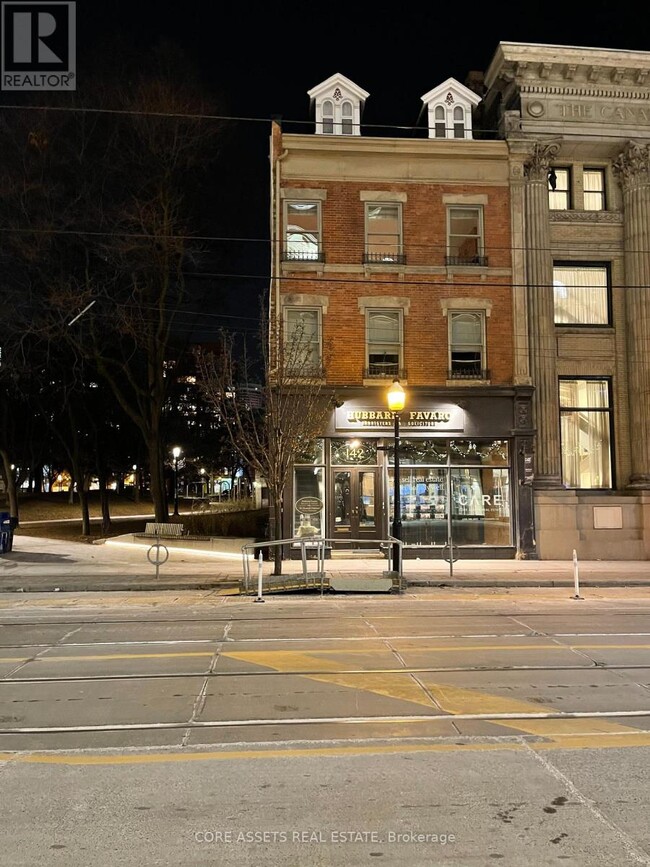 142 King St E