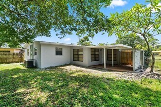 1552 NW 15th Terrace in Fort Lauderdale, FL - Building Photo - Building Photo