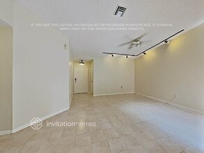 14056 Langley Pl in Davie, FL - Building Photo - Building Photo