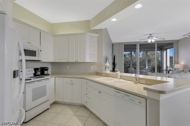 property at 450 Launch Cir