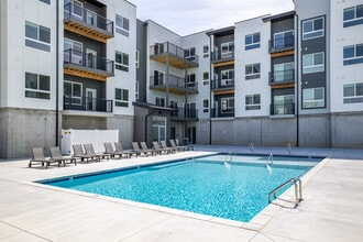 Windsor Hills in Omaha, NE - Foto de edificio - Building Photo