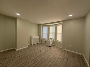329 36th St in Union City, NJ - Building Photo - Building Photo
