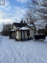 4029 Hwy 6 in Puslinch, ON - Building Photo - Building Photo