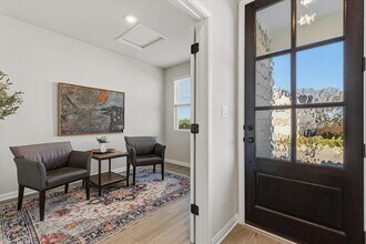 158 Lake Shore Dr in Dripping Springs, TX - Building Photo - Building Photo